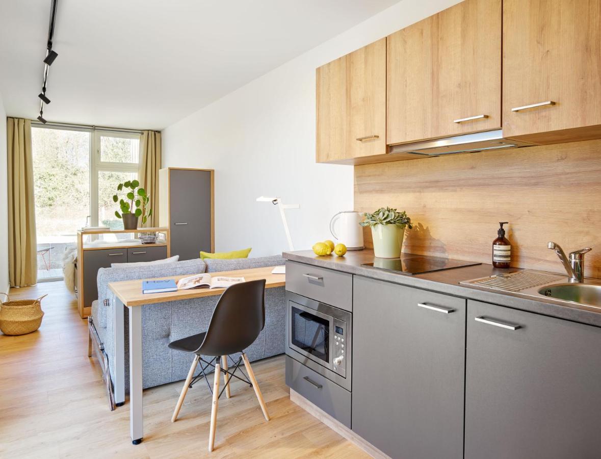 Modern Ausgebauter Ueberseecontainer Als Tiny House Wertheim Luaran gambar
