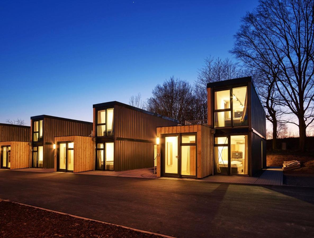 Modern Ausgebauter Ueberseecontainer Als Tiny House Wertheim Luaran gambar
