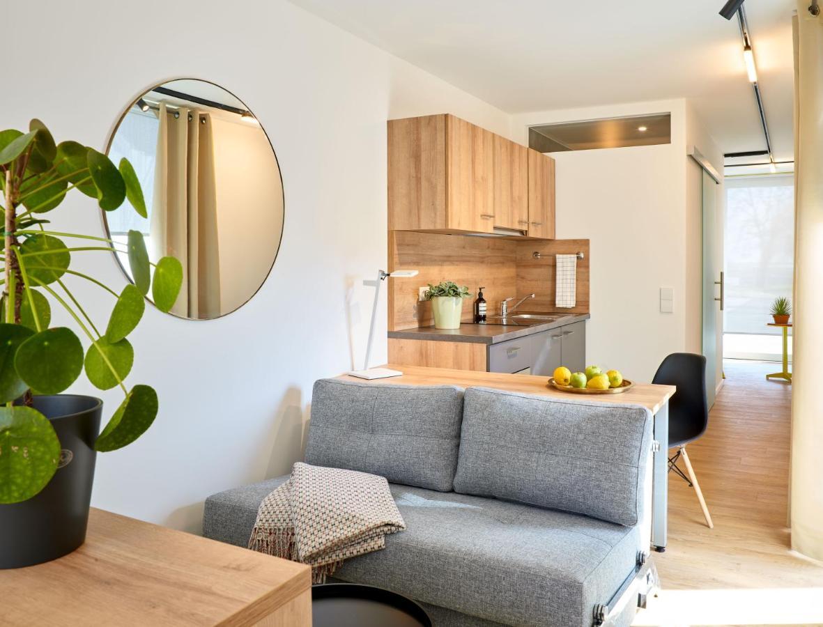 Modern Ausgebauter Ueberseecontainer Als Tiny House Wertheim Luaran gambar